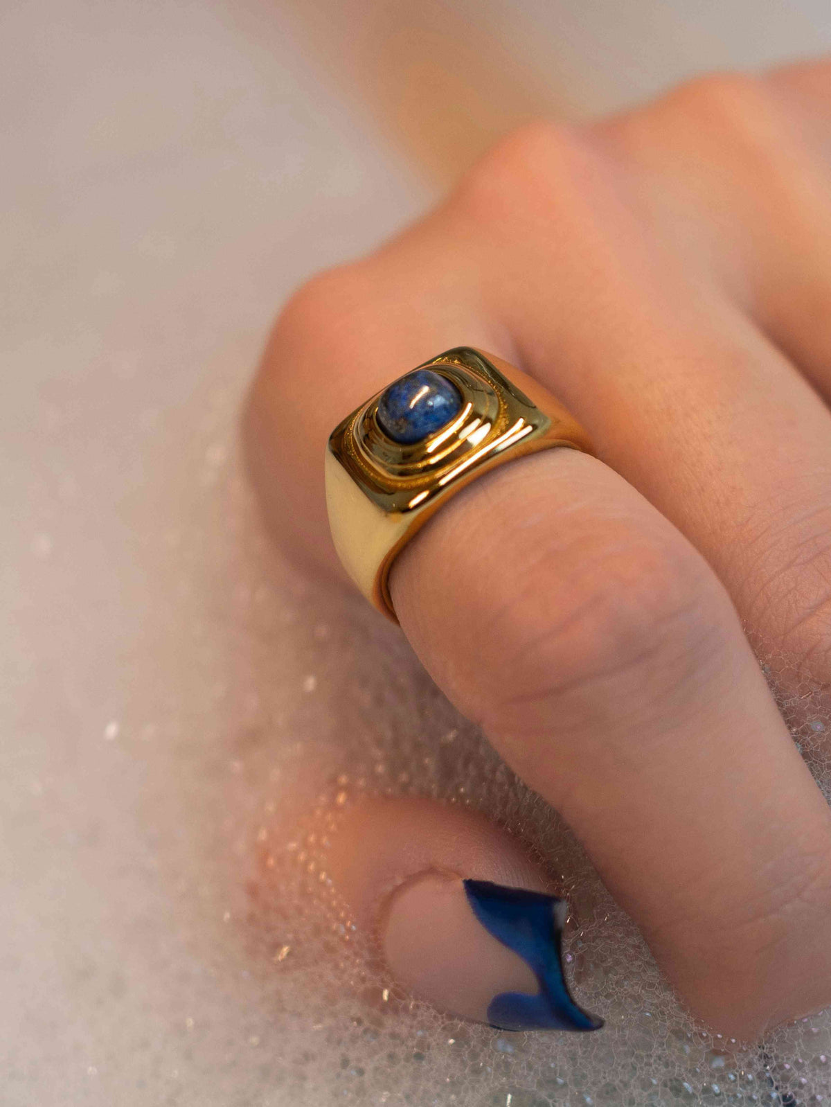Soul's Truth | Chunky Lapis Ring | Gold & Silber